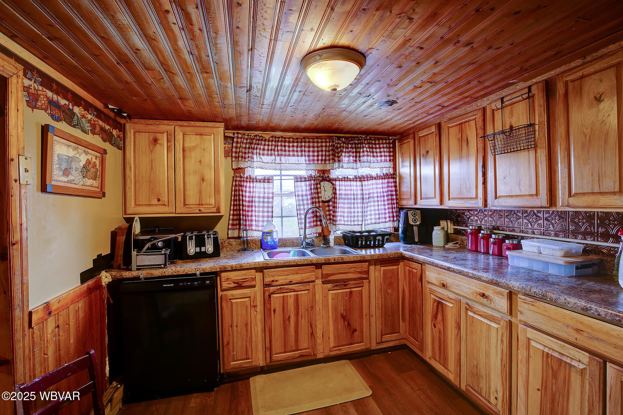 Loganton, Pennsylvania 17747, United States, 5 Bedrooms Bedrooms, ,2 BathroomsBathrooms,Residential,Active,245901