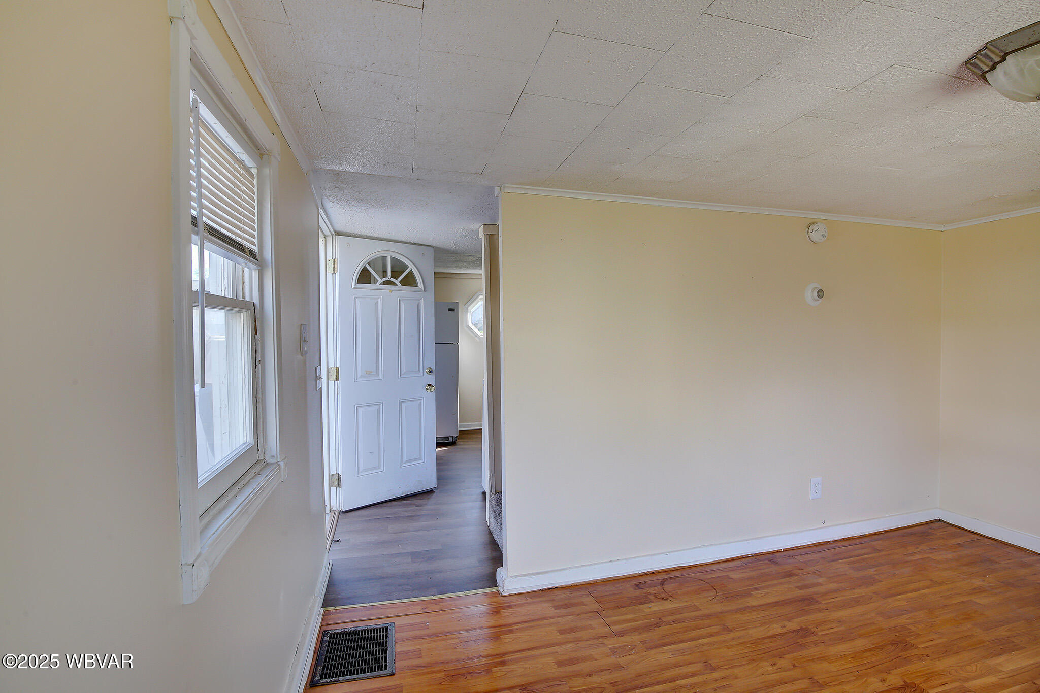 Lock Haven, Pennsylvania 17745, United States, 3 Bedrooms Bedrooms, ,1 BathroomBathrooms,Residential,Contingent,104444