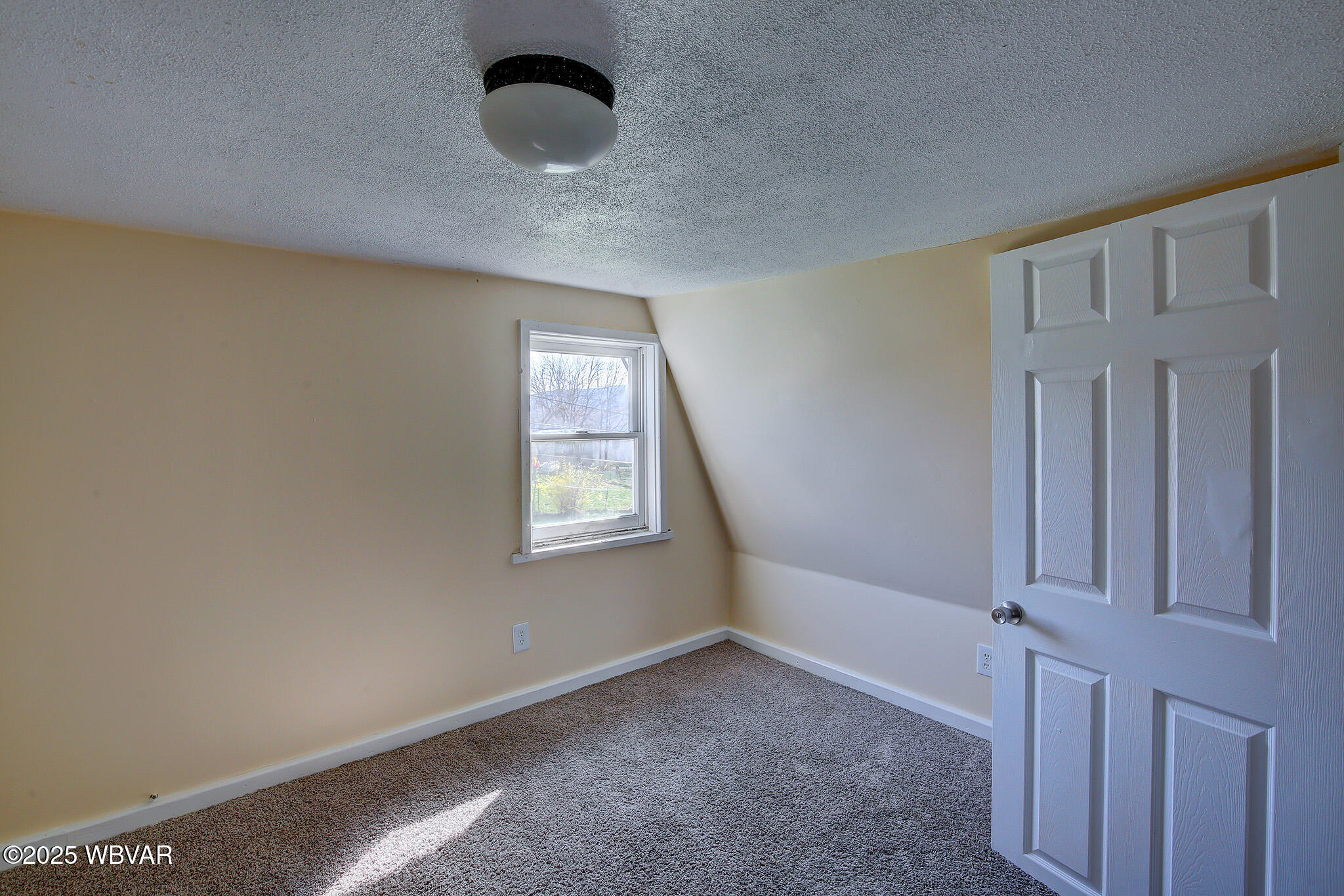 Lock Haven, Pennsylvania 17745, United States, 3 Bedrooms Bedrooms, ,1 BathroomBathrooms,Residential,Contingent,104444