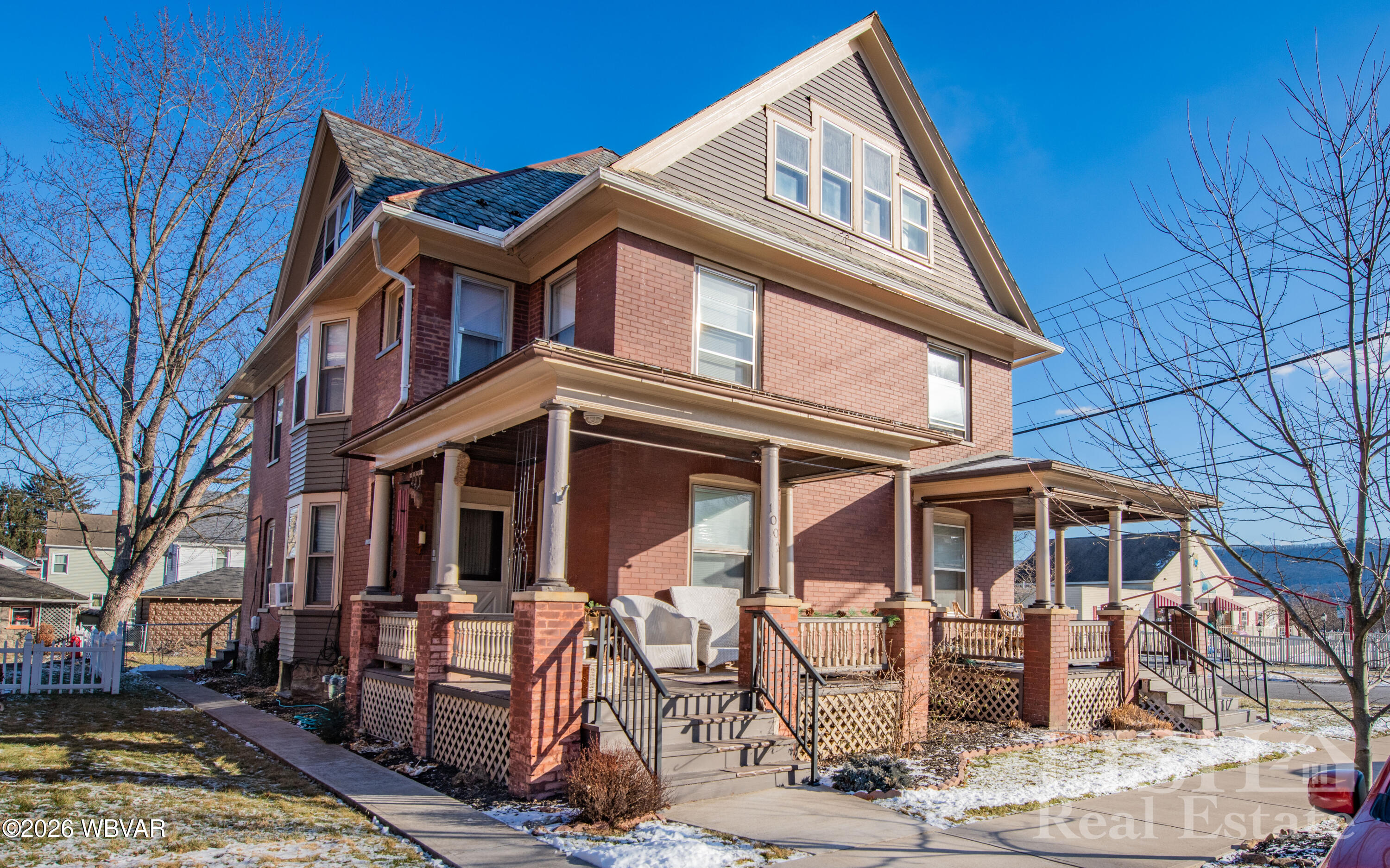 Properties 3 1000-1002 WALNUT STREET