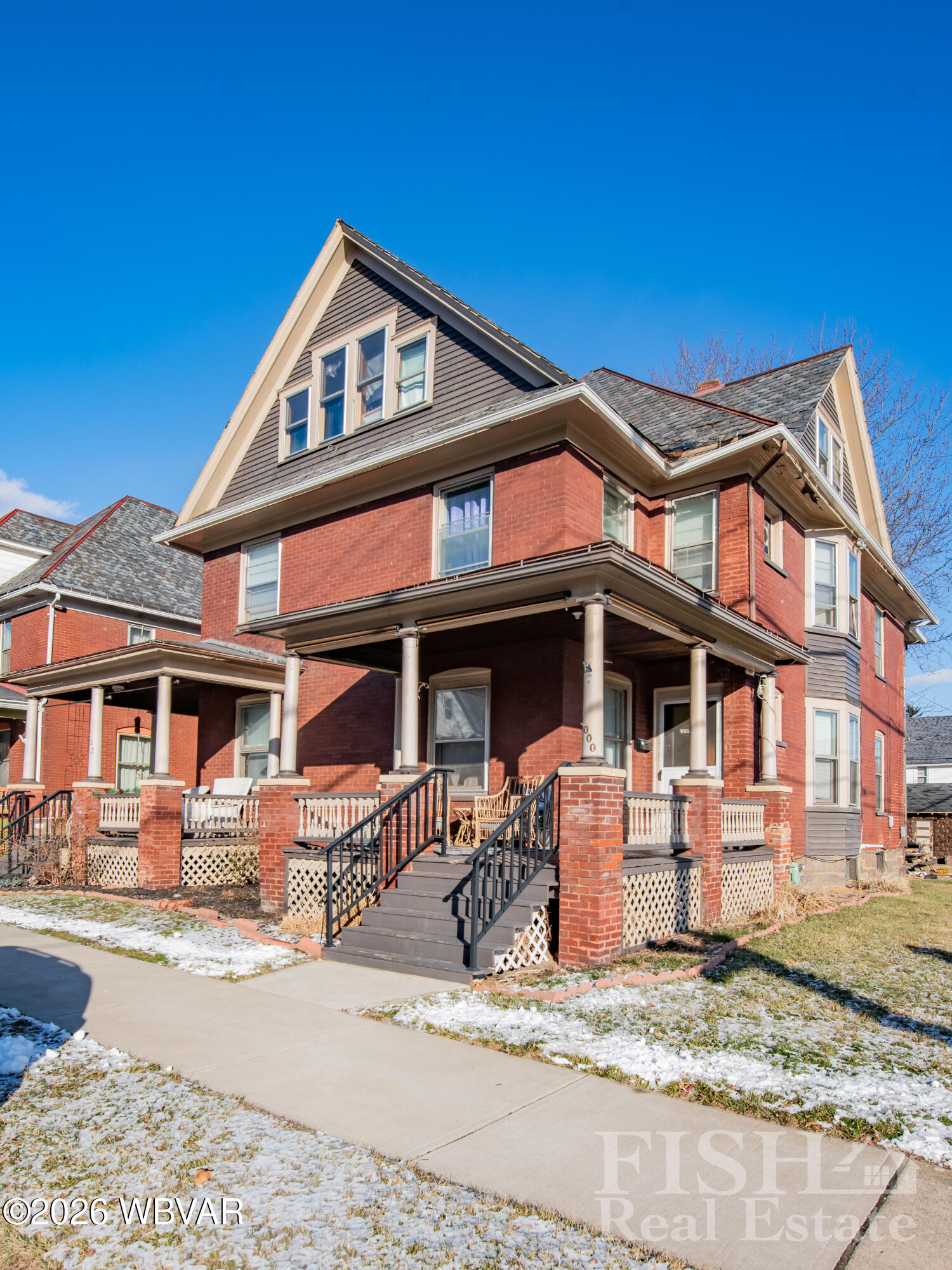 Properties 5 1000-1002 WALNUT STREET