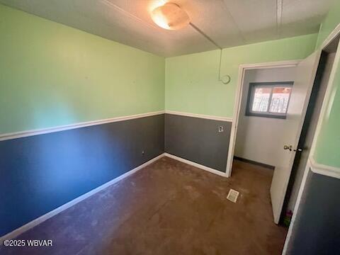 Jersey Shore, Pennsylvania 17740, United States, 2 Bedrooms Bedrooms, ,2 BathroomsBathrooms,Residential,Pending,91408