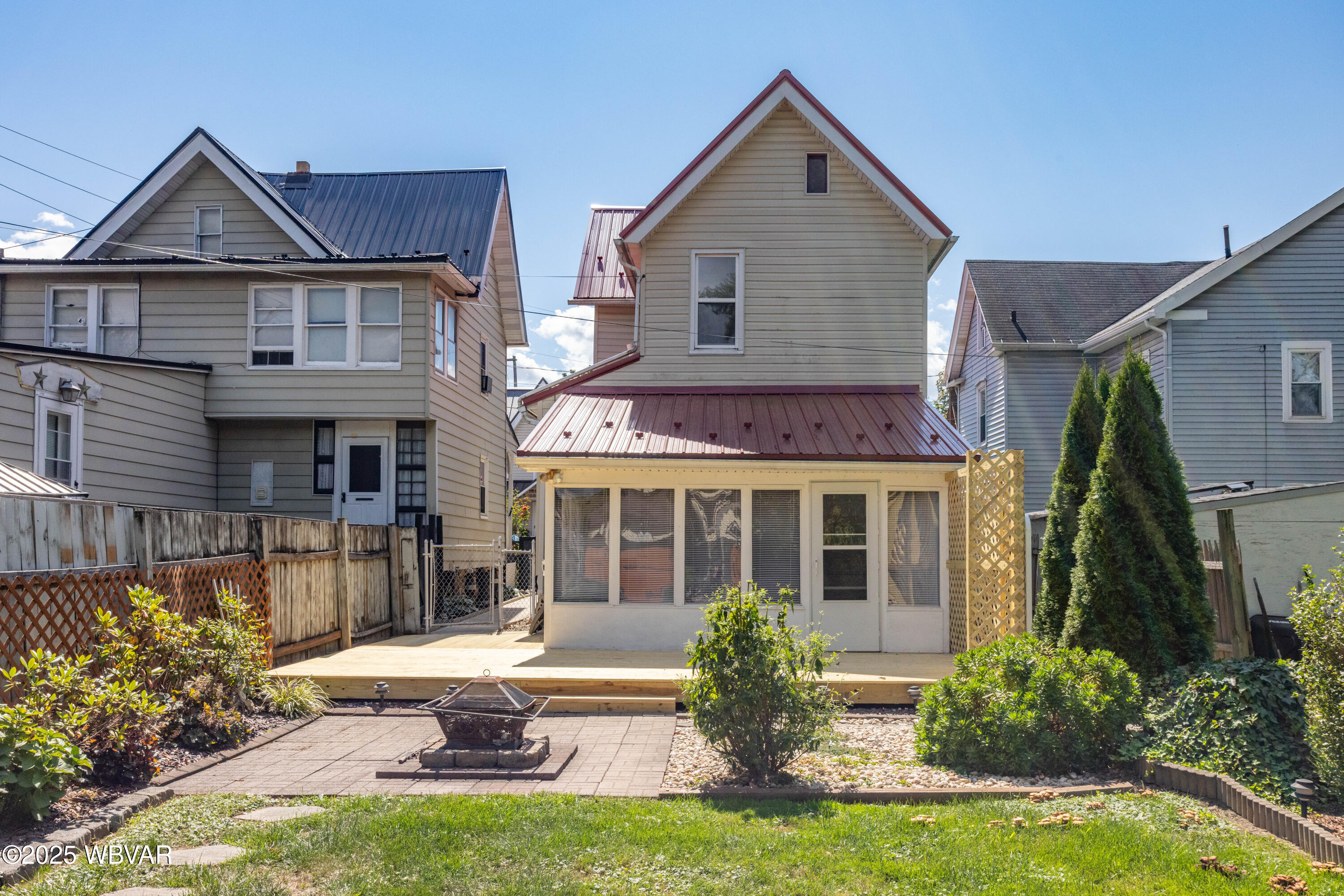 Williamsport, Pennsylvania 17701, United States, 3 Bedrooms Bedrooms, ,1 BathroomBathrooms,Residential,Pending,207407