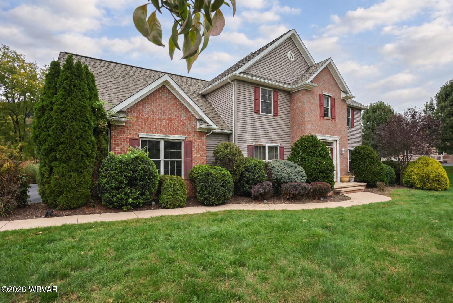 210 alexis drive