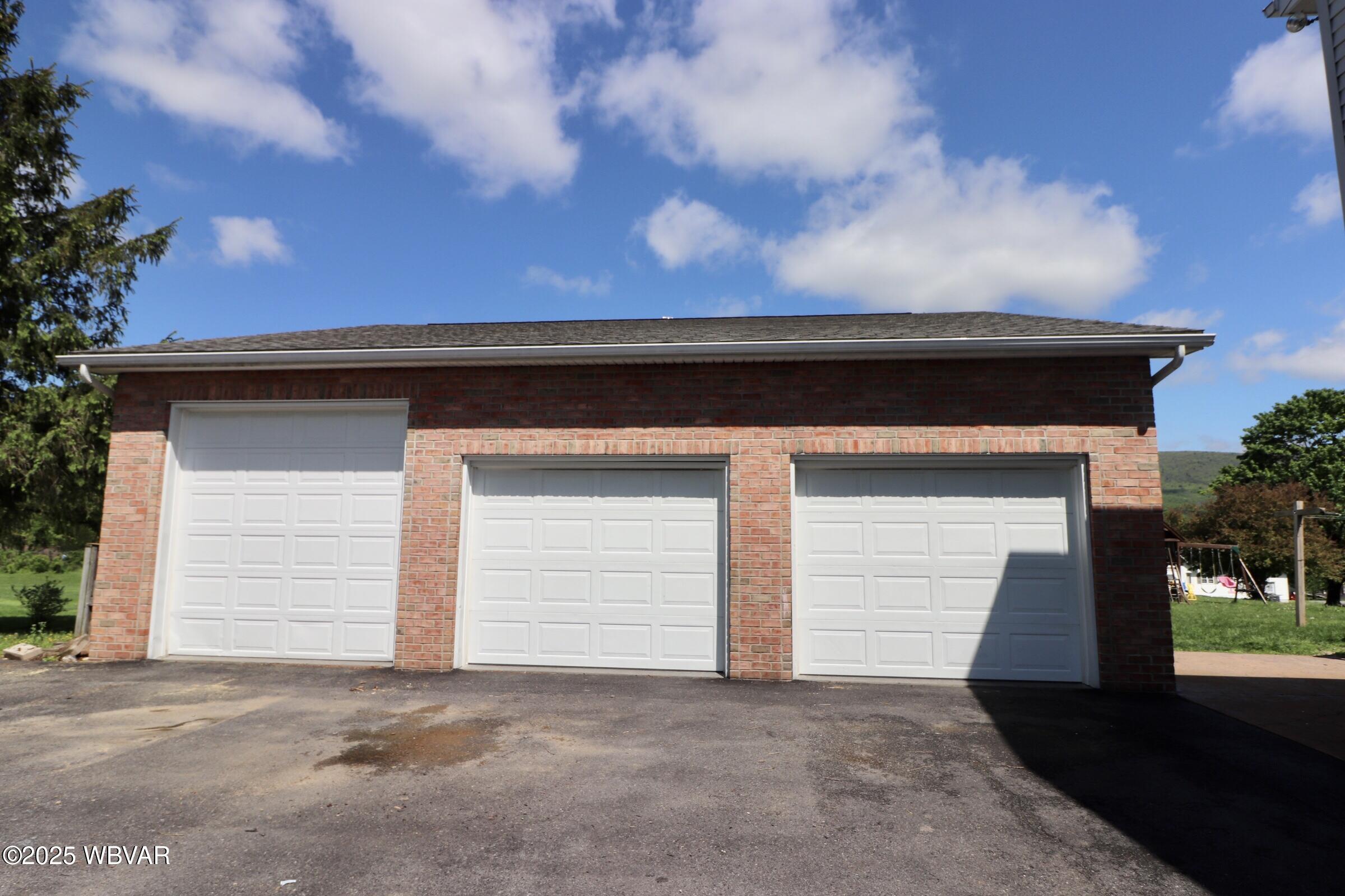 Montgomery, Pennsylvania 17752, United States, 3 Bedrooms Bedrooms, ,2 BathroomsBathrooms,Residential,Pending,125822