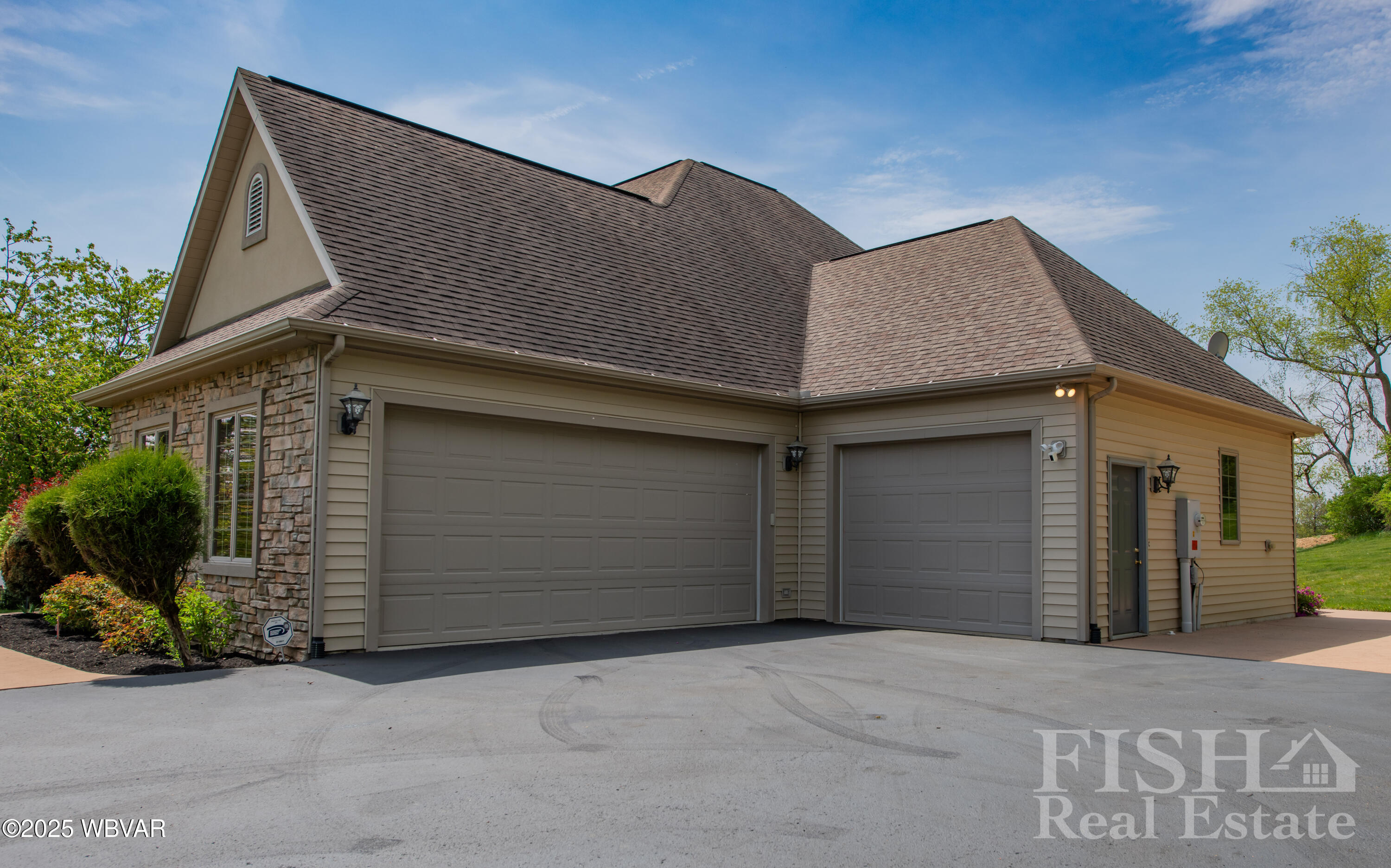 15 HEMLOCK ROAD