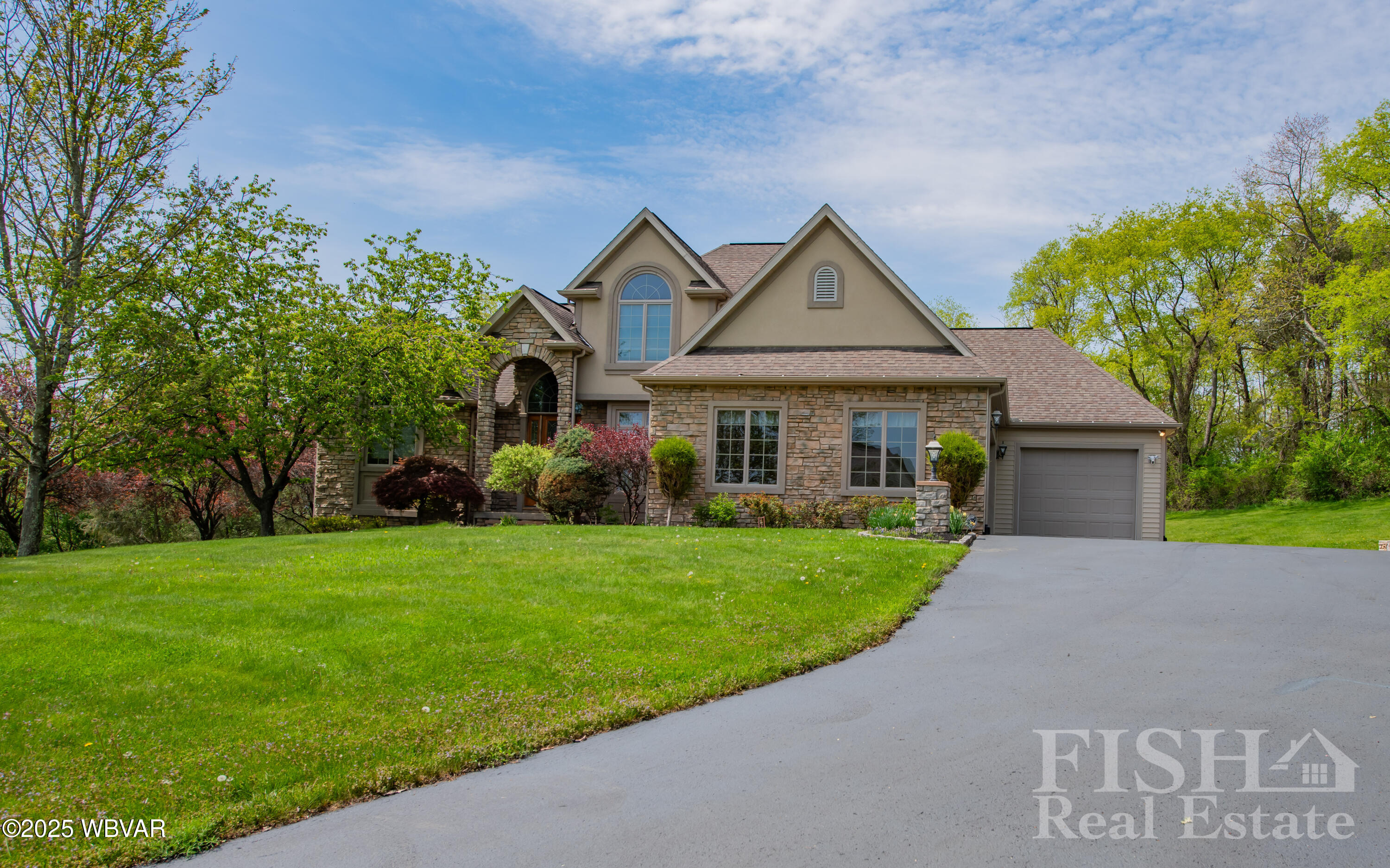 15 HEMLOCK ROAD