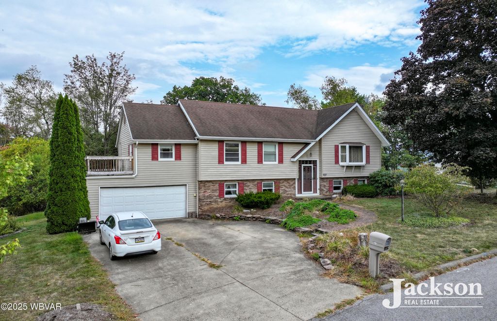 Photo of 113 W HILLS DRIVE, Williamsport, PA 17701 (MLS # WB-102602)
