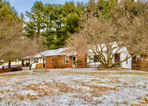 Realtor.com Bloomsburg Pa or Realtor in Bloomsburg 24 54 KINLEY ROAD Williamsport PA 17701