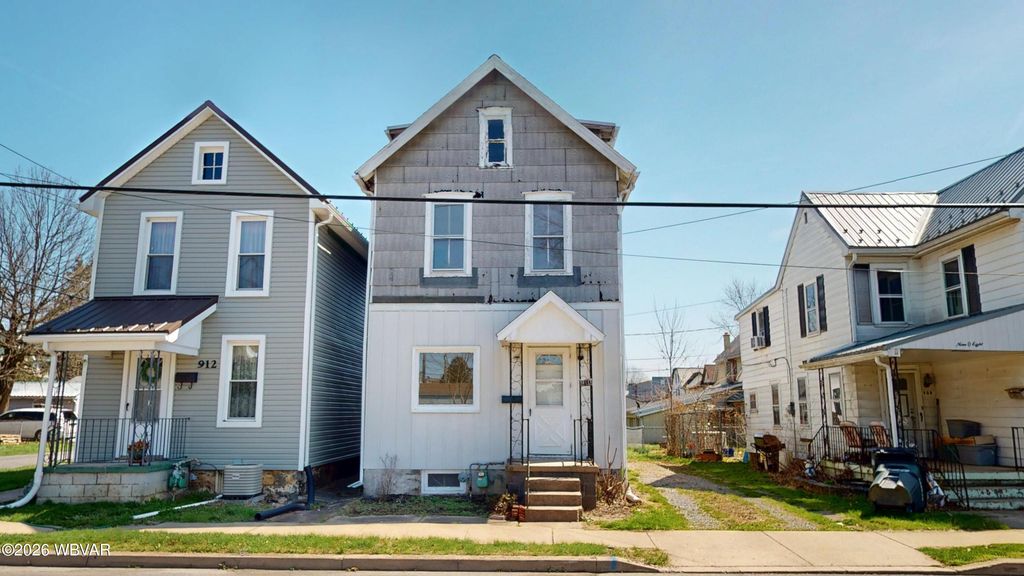 Photo of 910 RAILWAY STREET, Williamsport, PA 17701 (MLS # WB-103588)