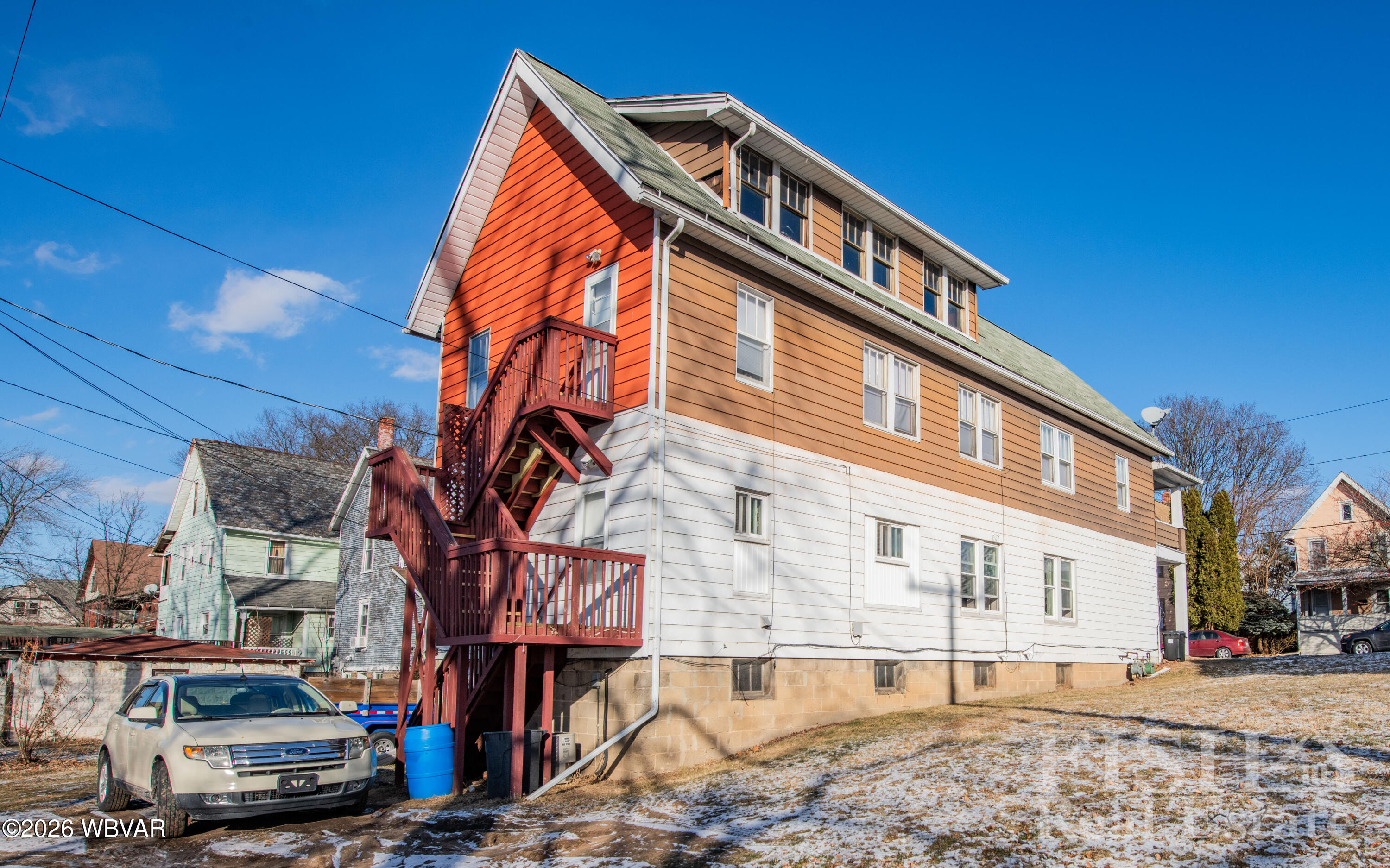 Properties 5 821 CHERRY STREET