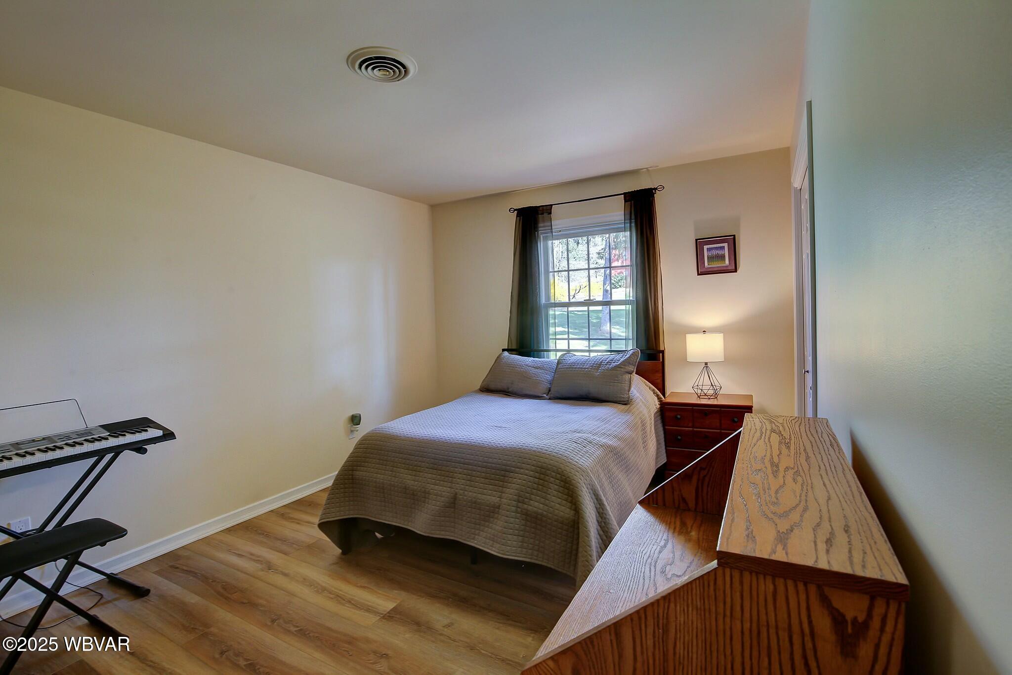 Lewisburg, Pennsylvania 17837, United States, 5 Bedrooms Bedrooms, ,4 BathroomsBathrooms,Residential,Contingent,108746