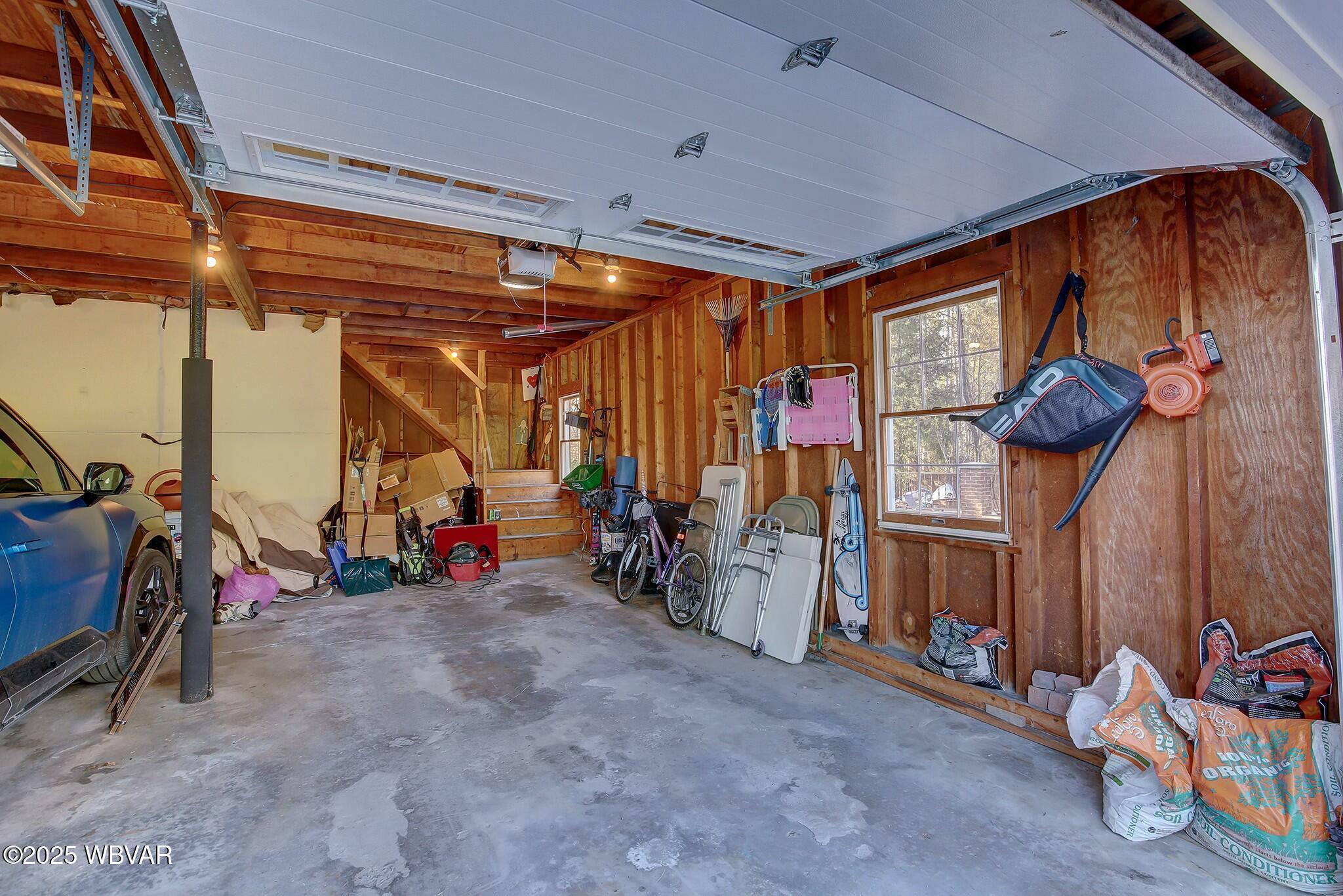 Lewisburg, Pennsylvania 17837, United States, 5 Bedrooms Bedrooms, ,4 BathroomsBathrooms,Residential,Contingent,108746