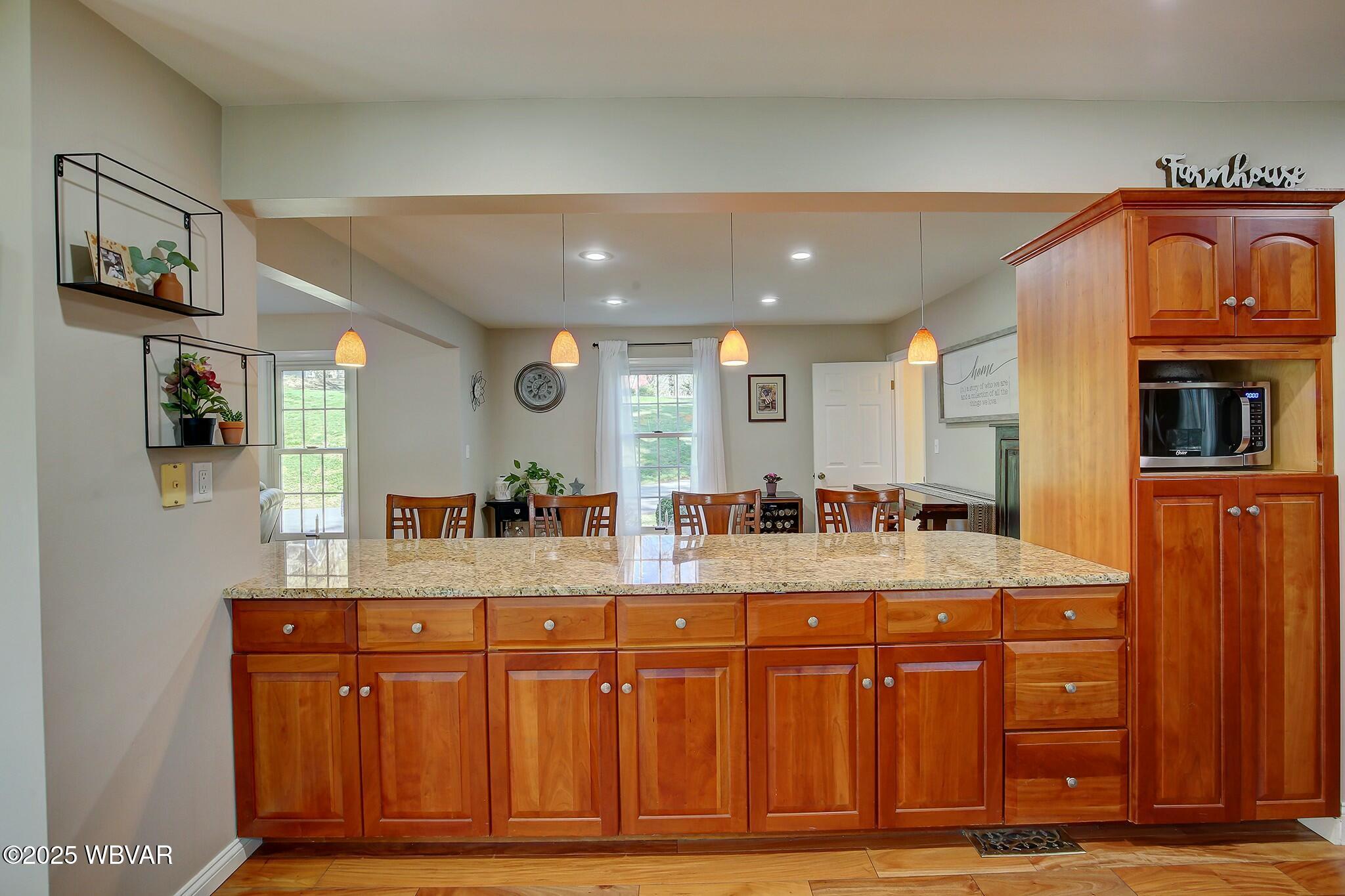 Lewisburg, Pennsylvania 17837, United States, 5 Bedrooms Bedrooms, ,4 BathroomsBathrooms,Residential,Contingent,108746