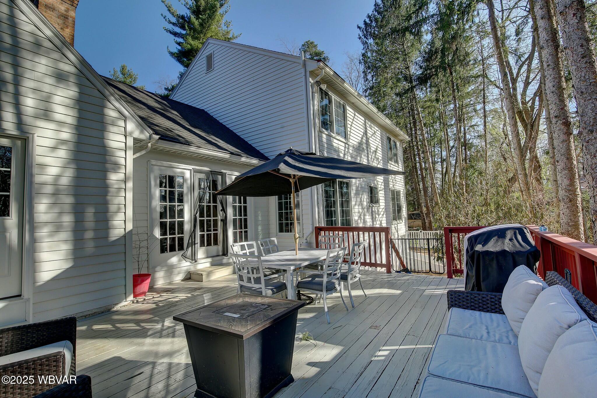 Lewisburg, Pennsylvania 17837, United States, 5 Bedrooms Bedrooms, ,4 BathroomsBathrooms,Residential,Contingent,108746