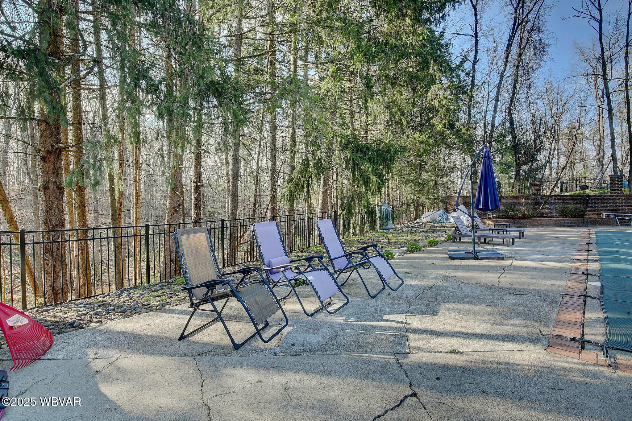 Lewisburg, Pennsylvania 17837, United States, 5 Bedrooms Bedrooms, ,4 BathroomsBathrooms,Residential,Contingent,108746