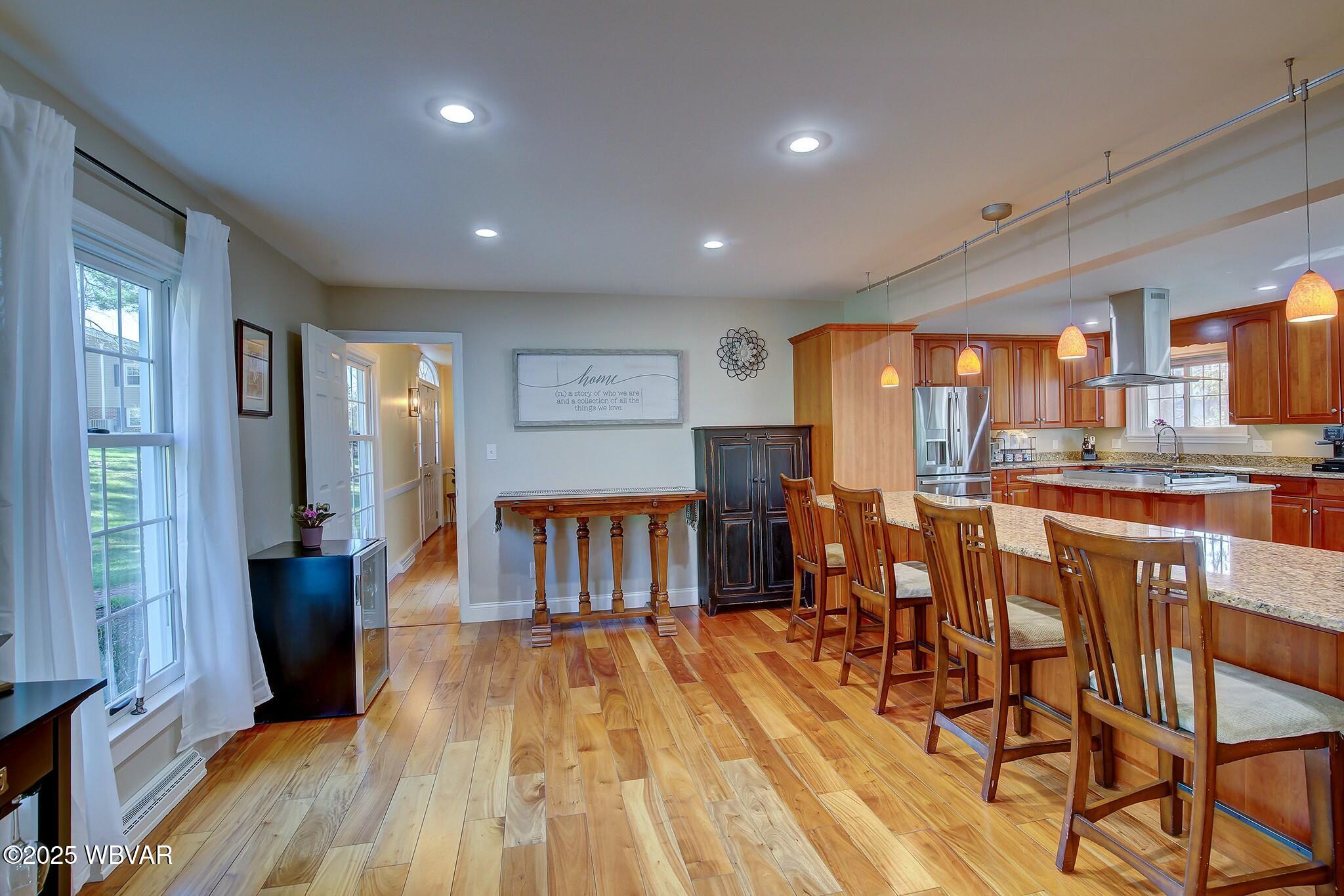 Lewisburg, Pennsylvania 17837, United States, 5 Bedrooms Bedrooms, ,4 BathroomsBathrooms,Residential,Contingent,108746