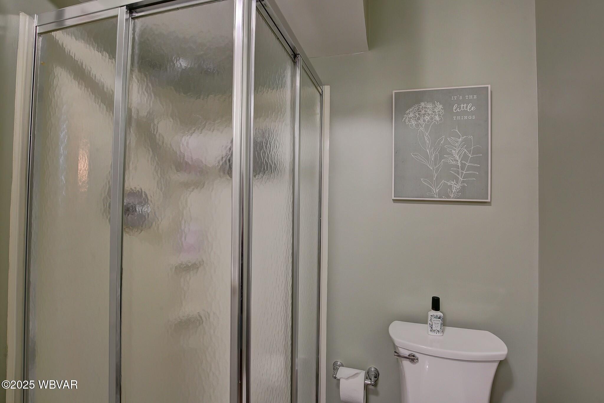 Lewisburg, Pennsylvania 17837, United States, 5 Bedrooms Bedrooms, ,4 BathroomsBathrooms,Residential,Contingent,108746