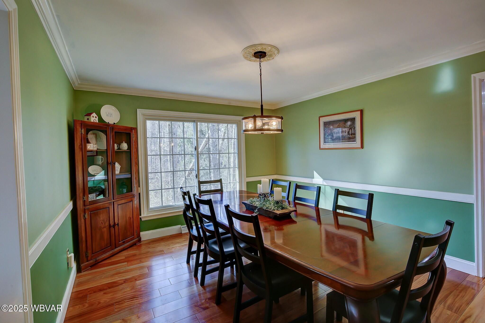 Lewisburg, Pennsylvania 17837, United States, 5 Bedrooms Bedrooms, ,4 BathroomsBathrooms,Residential,Contingent,108746