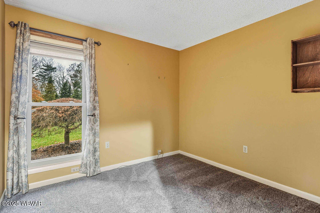 Williamsport, Pennsylvania 17701, United States, 3 Bedrooms Bedrooms, ,3 BathroomsBathrooms,Residential,Active,215897