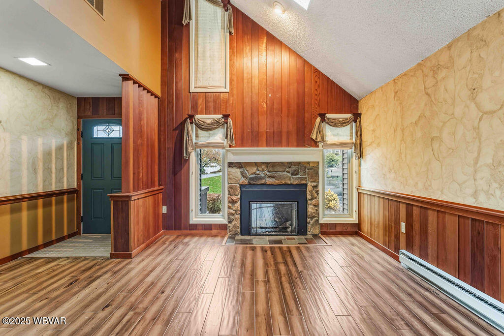 Williamsport, Pennsylvania 17701, United States, 3 Bedrooms Bedrooms, ,3 BathroomsBathrooms,Residential,Active,215897