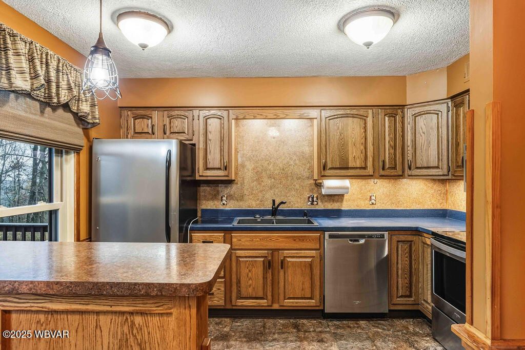 Williamsport, Pennsylvania 17701, United States, 3 Bedrooms Bedrooms, ,3 BathroomsBathrooms,Residential,Active,215897