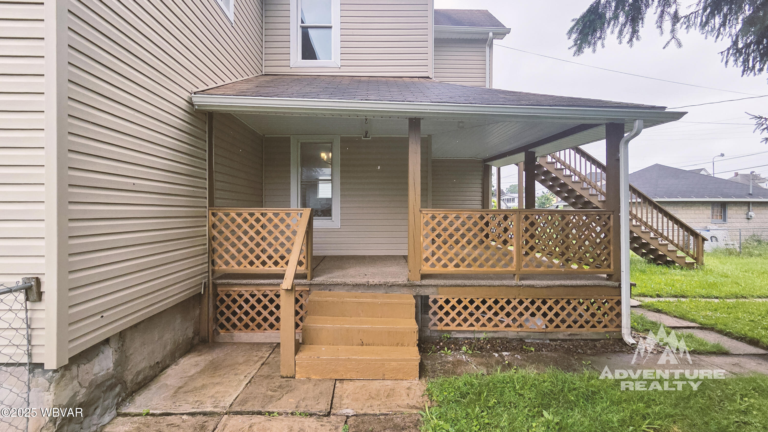 2164 ROYAL AVENUE