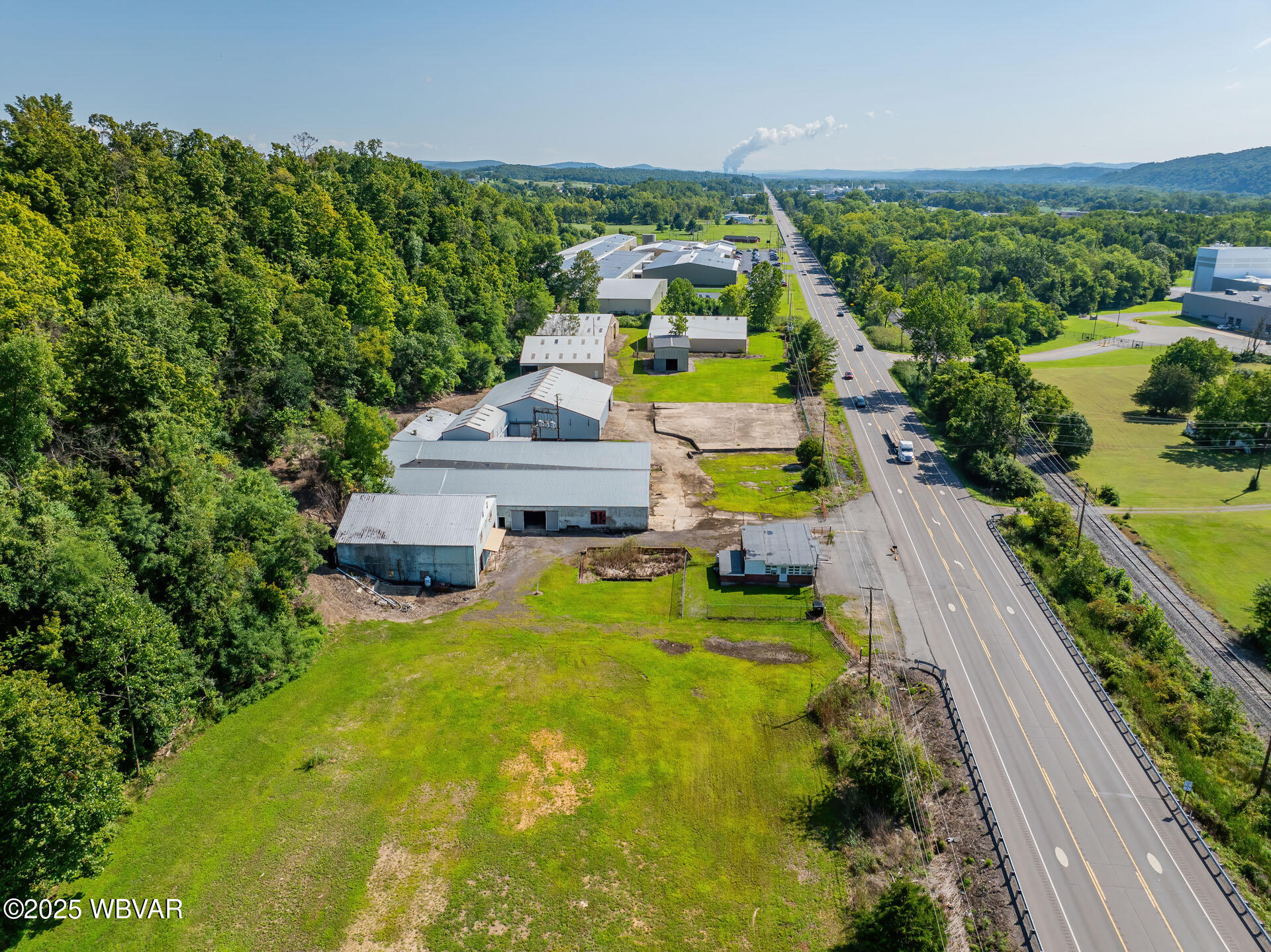 3825 COLUMBIA BOULEVARD