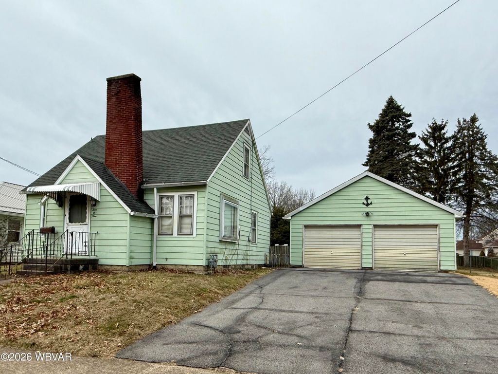 Photo of 409 TINSMAN AVENUE, Williamsport, PA 17701 (MLS # WB-103061)