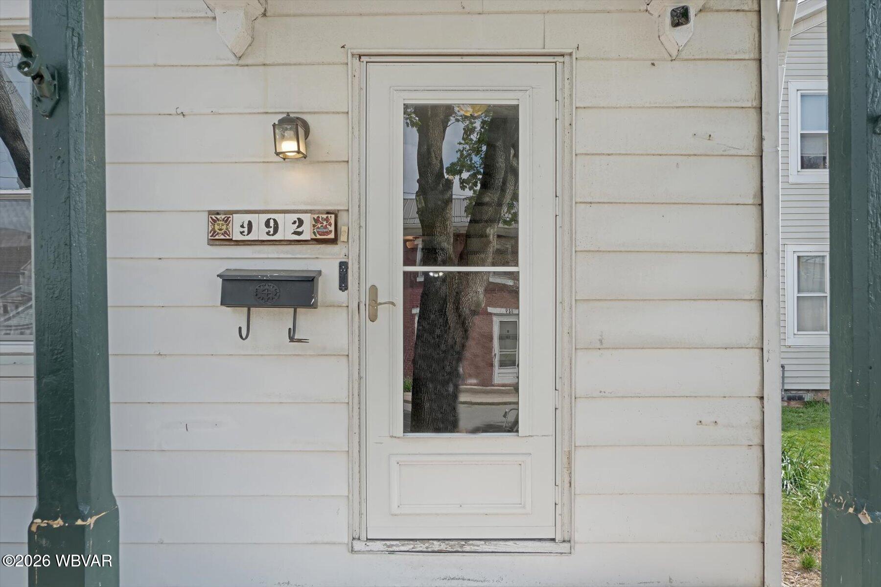 Properties 4 992 ASH STREET