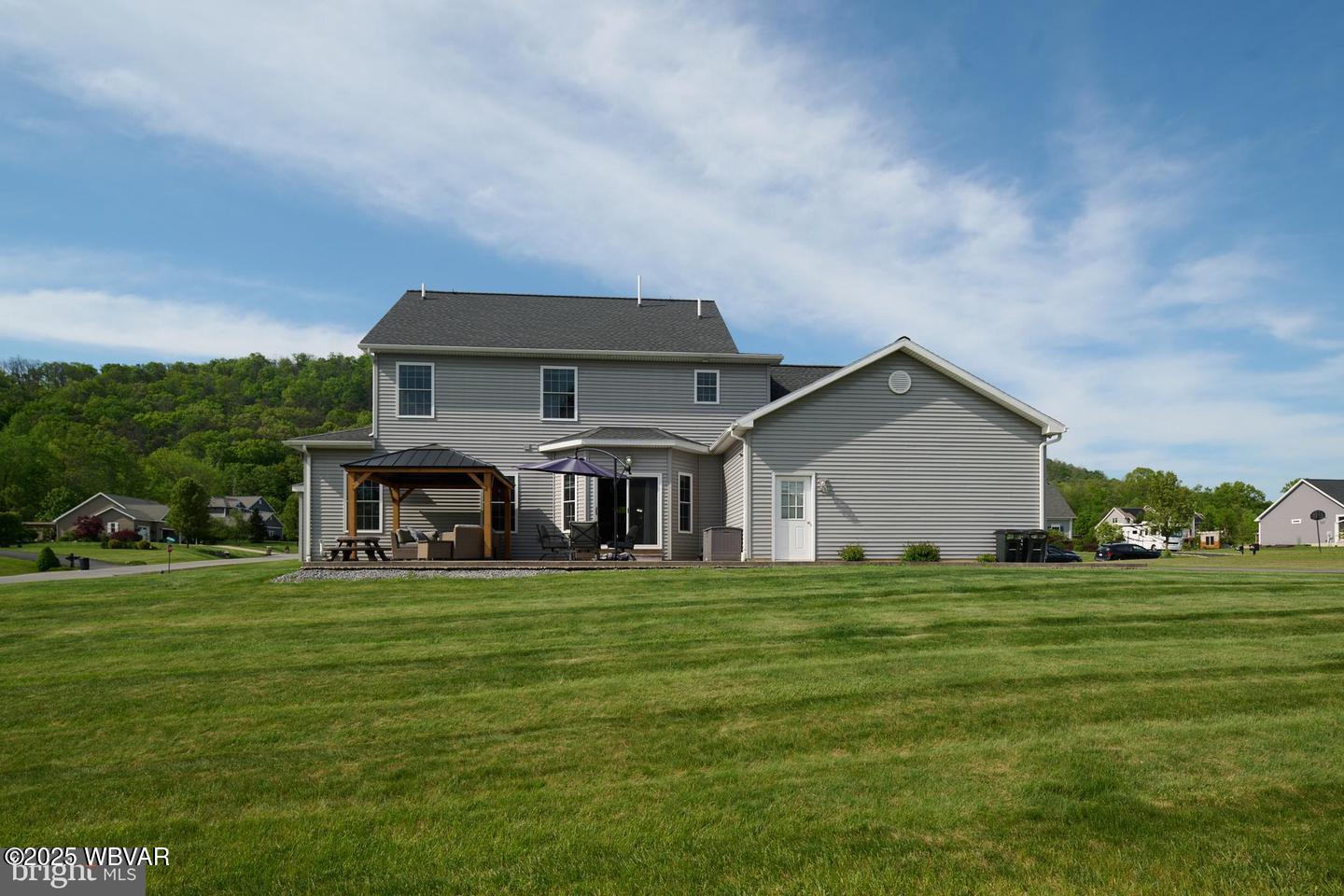 Mill Hall, Pennsylvania 17751, United States, 4 Bedrooms Bedrooms, ,3 BathroomsBathrooms,Residential,Active,213548