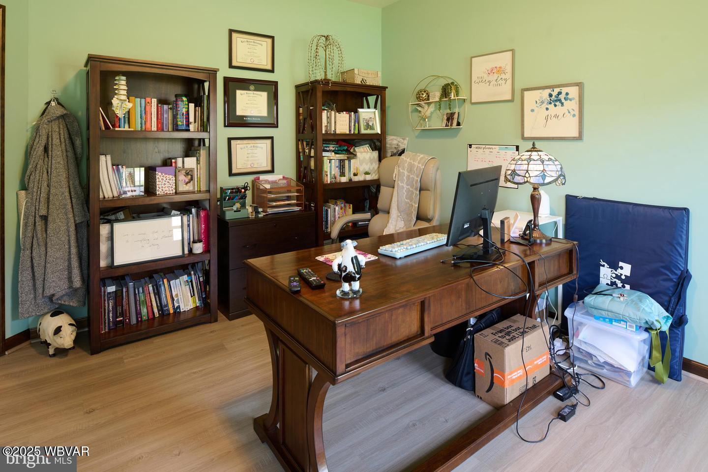 Mill Hall, Pennsylvania 17751, United States, 4 Bedrooms Bedrooms, ,3 BathroomsBathrooms,Residential,Active,213548