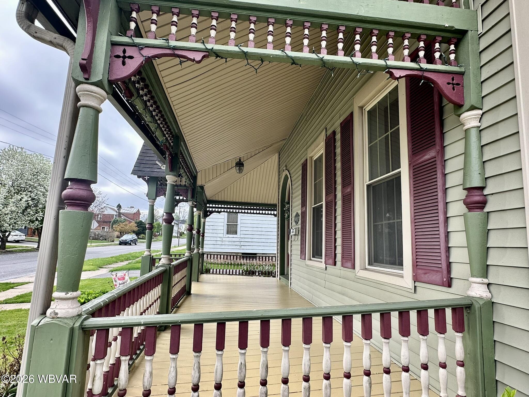 Properties 6 308 S WASHINGTON STREET