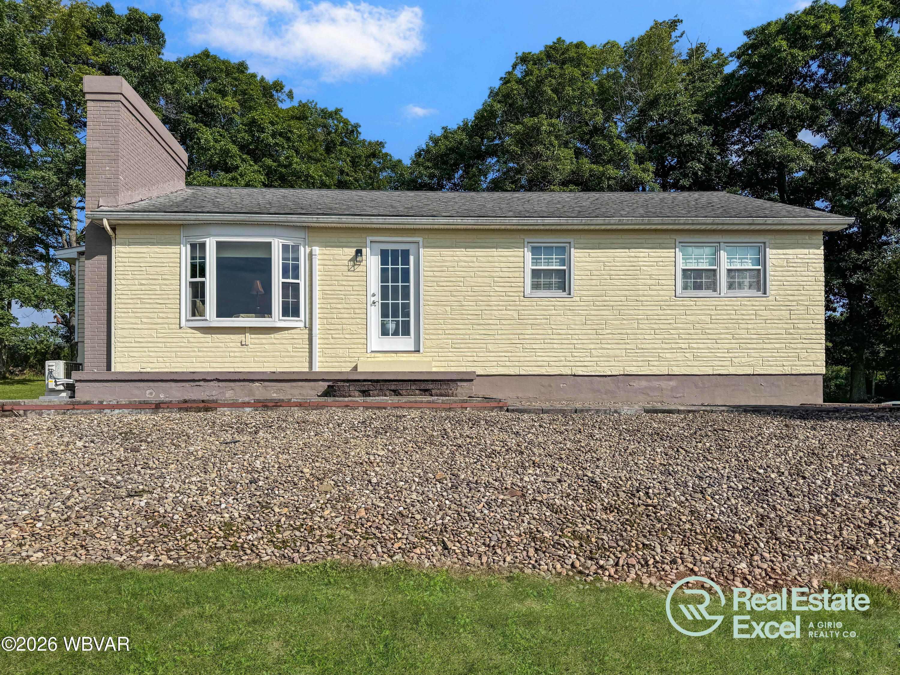 658 lake road