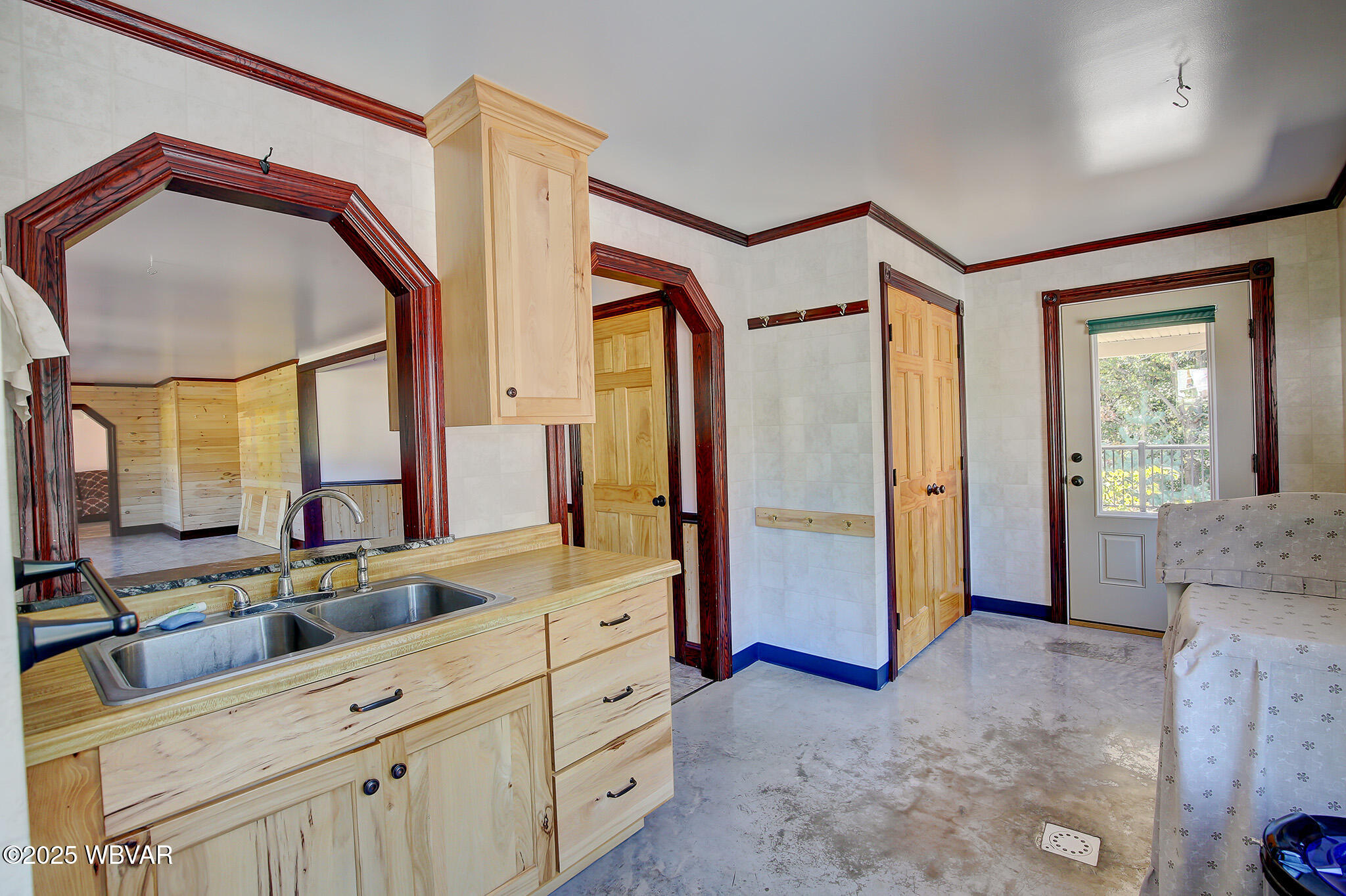 Loganton, Pennsylvania 17747, United States, 6 Bedrooms Bedrooms, ,3 BathroomsBathrooms,Residential,Active,224122