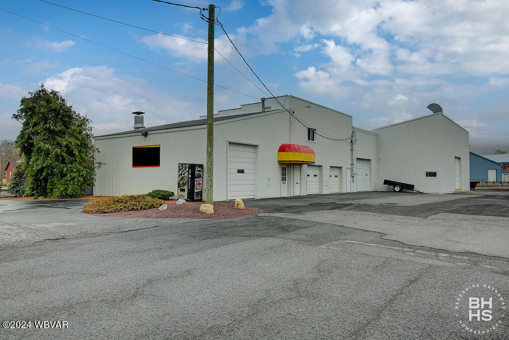 Lock Haven, Pennsylvania 17745, United States, ,1 BathroomBathrooms,Commercial,Active,60606