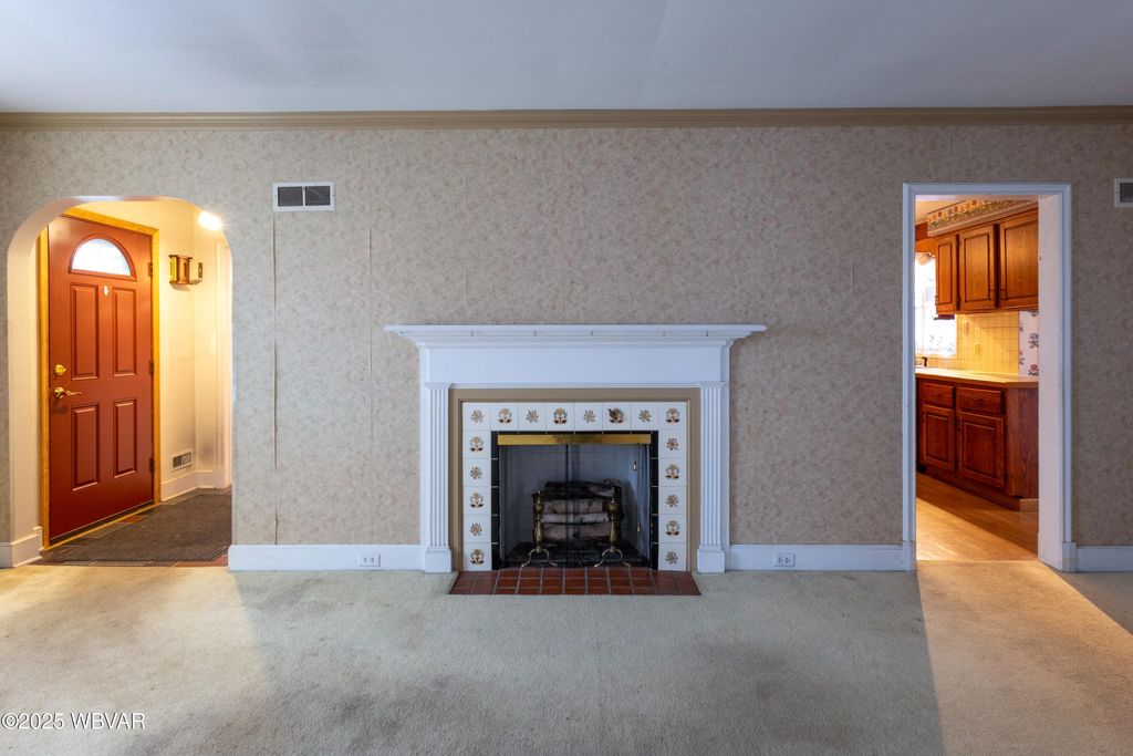 Photo of 705 LINCOLN AVENUE, Williamsport, PA 17701 (MLS # WB-102653)