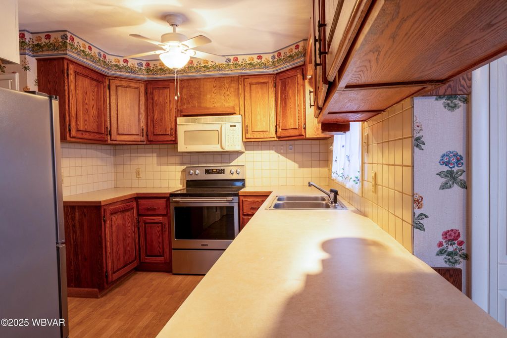 Photo of 705 LINCOLN AVENUE, Williamsport, PA 17701 (MLS # WB-102653)