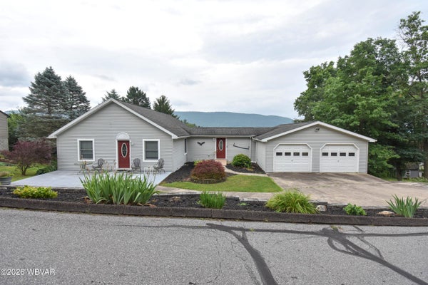 26 PARKWOOD DR, LOCK HAVEN, PA 17745 - Image feb67691840aae4d2df10d2e5232b497/4181247760