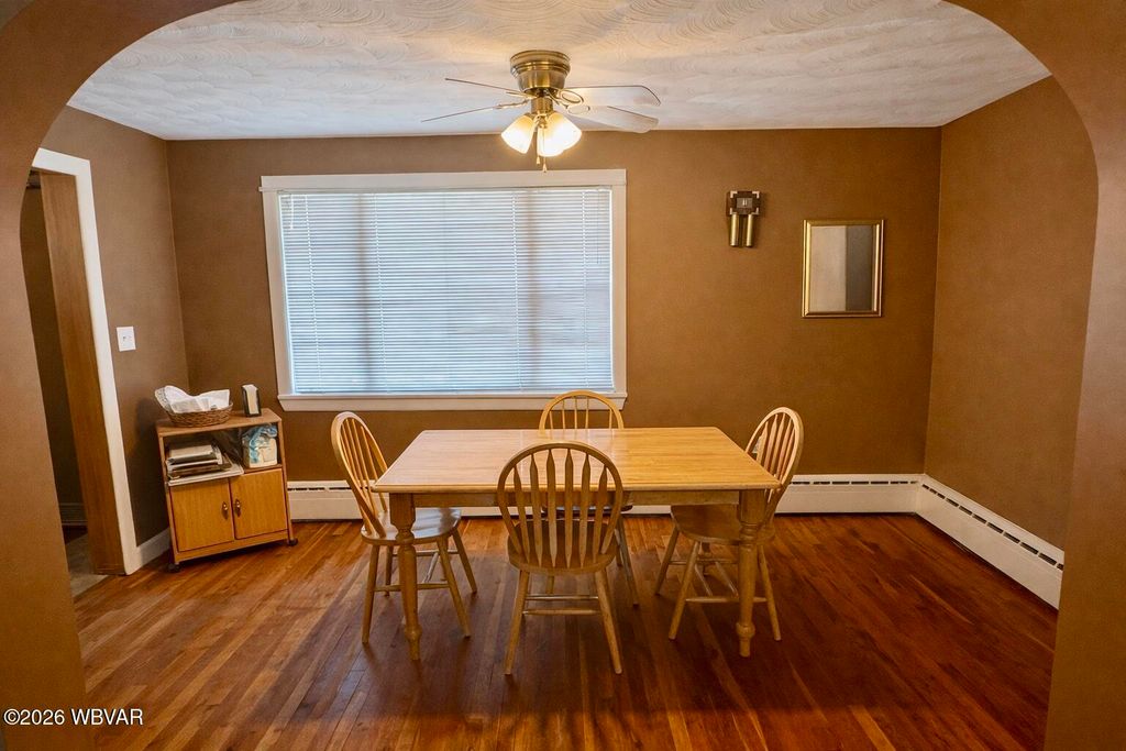 Photo of 218 EDGEWOOD AVENUE, Williamsport, PA 17702 (MLS # WB-103350)