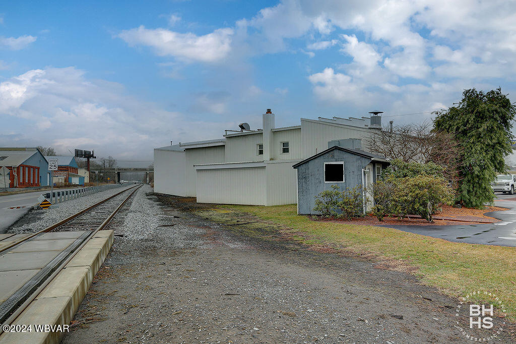 Lock Haven, Pennsylvania 17745, United States, ,1 BathroomBathrooms,Commercial,Active,82839