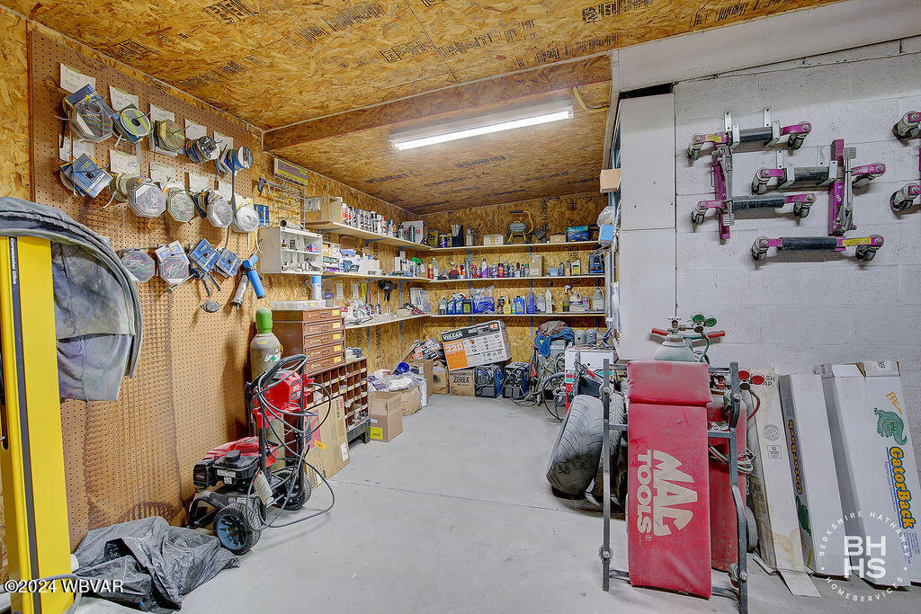 Lock Haven, Pennsylvania 17745, United States, ,1 BathroomBathrooms,Commercial,Active,82839