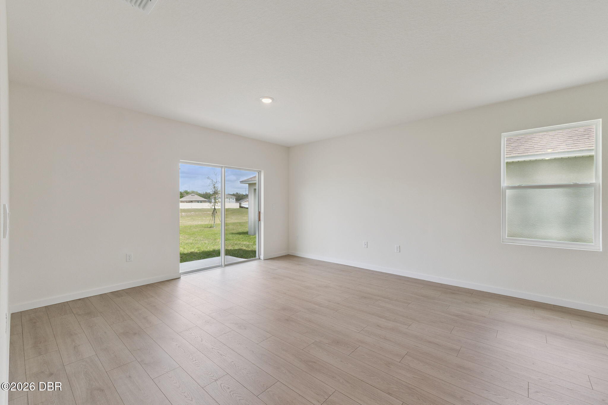 1035 Commons Way