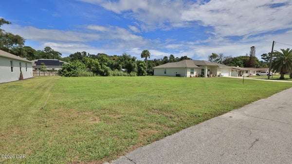123 S CORY DR, EDGEWATER, FL 32141 - Image 009c4030fcfb9aaed262de47e75fdf27/780230157