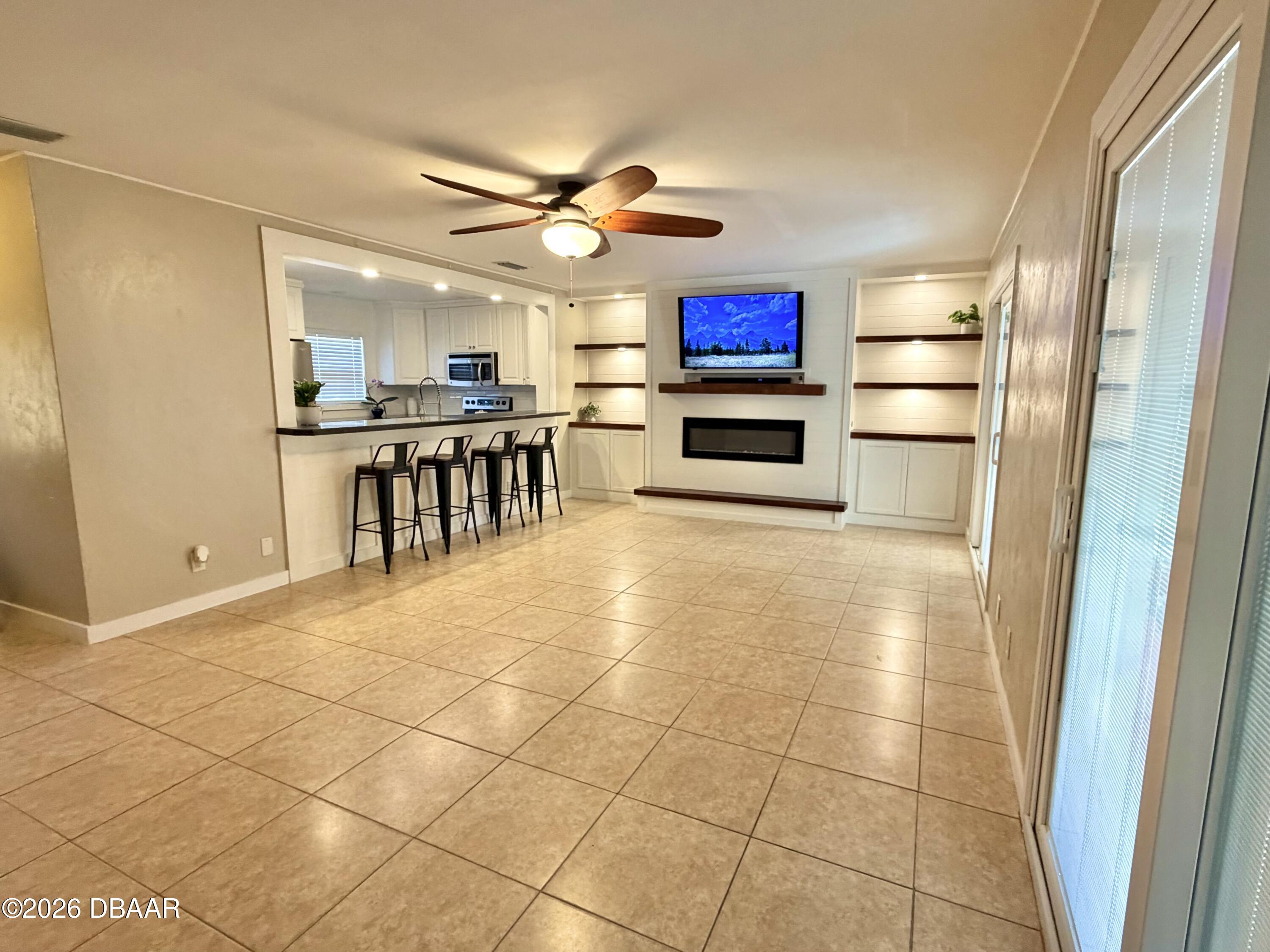 5751 Sweetwater Boulevard