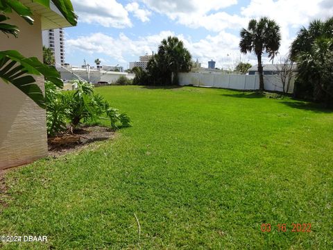 A home in Daytona Beach