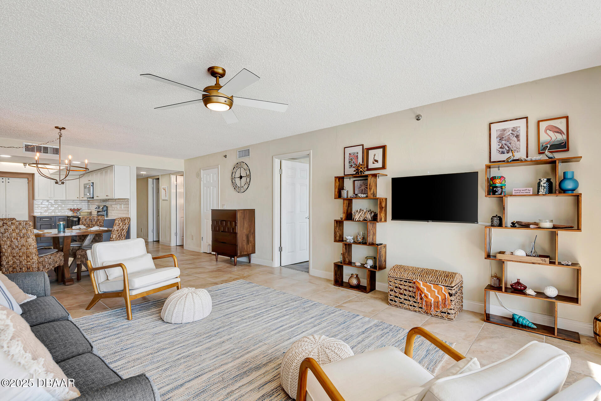 2425 S Atlantic Avenue 506