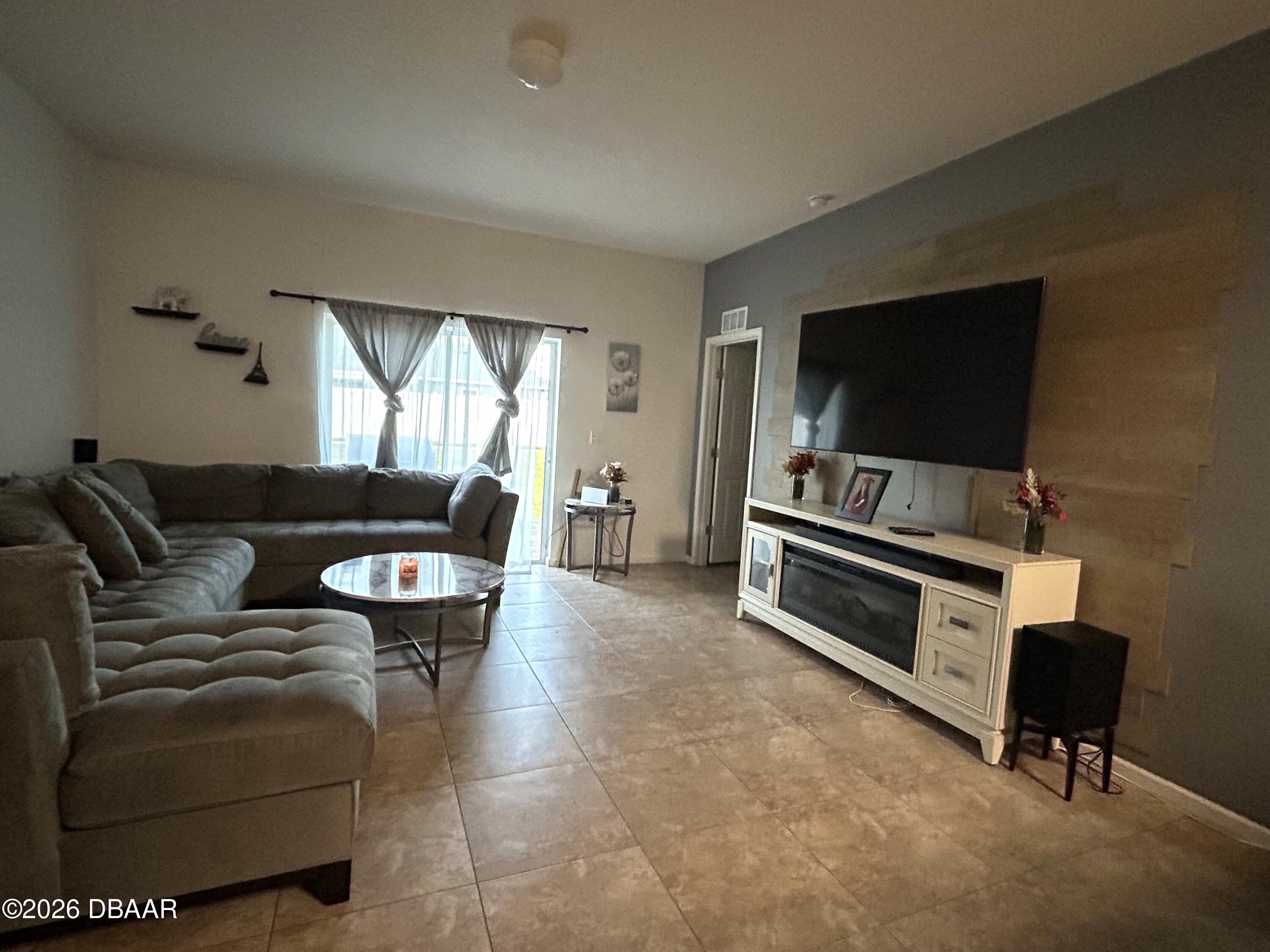 5325 Coquina Shores Lane