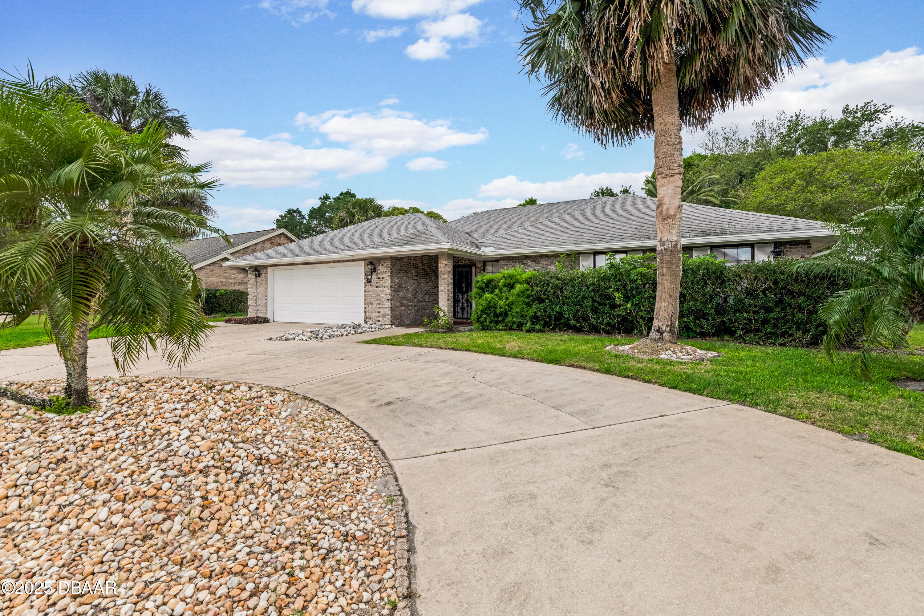 757 HUNT CLUB Trail