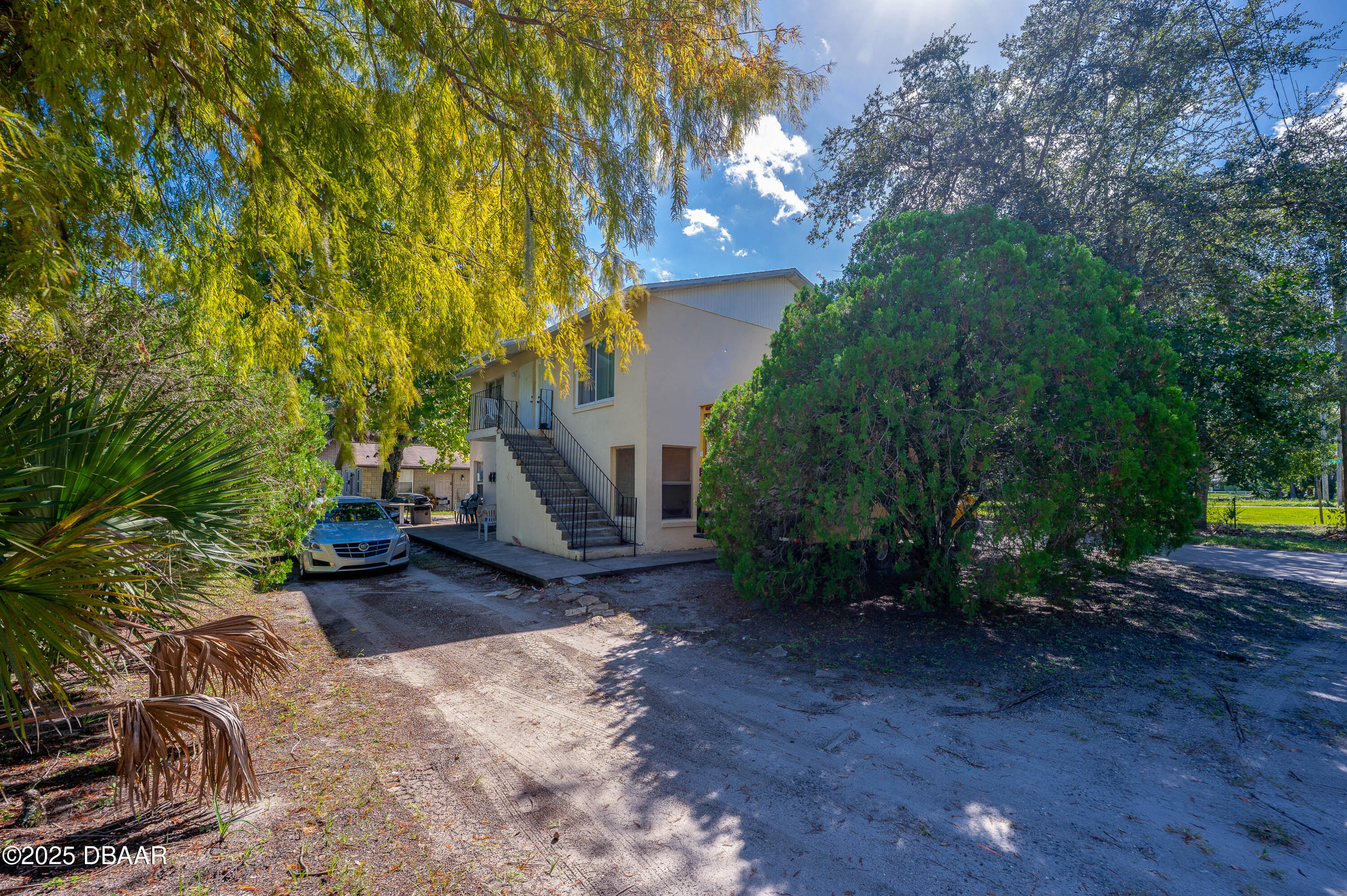 600 S Segrave Street